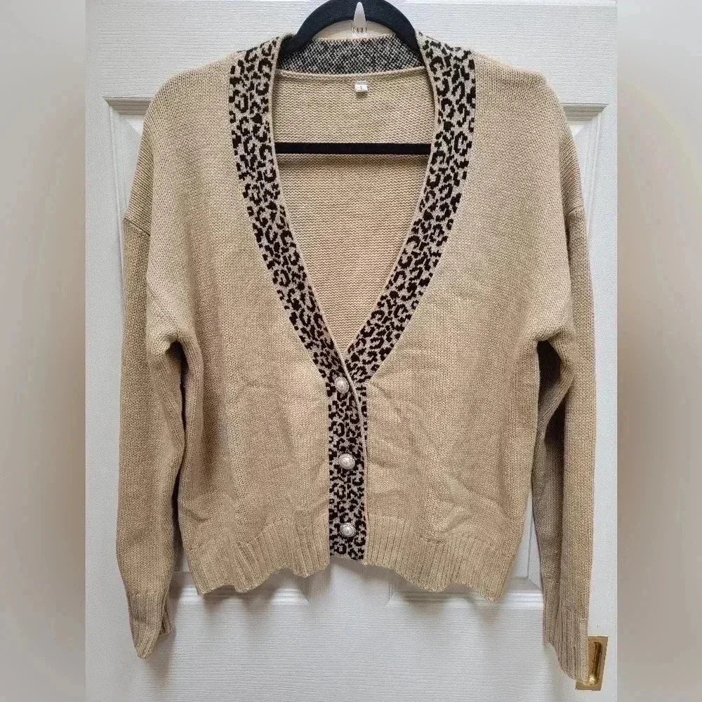 Women's Khaki Glam Leopard Print Button Up Cardigan Large